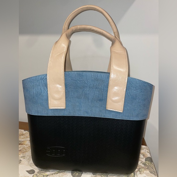 NWOT Luxury Durable SOBO Totes With Trim - Picture 9 of 9